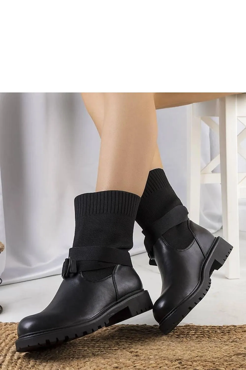Black eco leather insulated boots