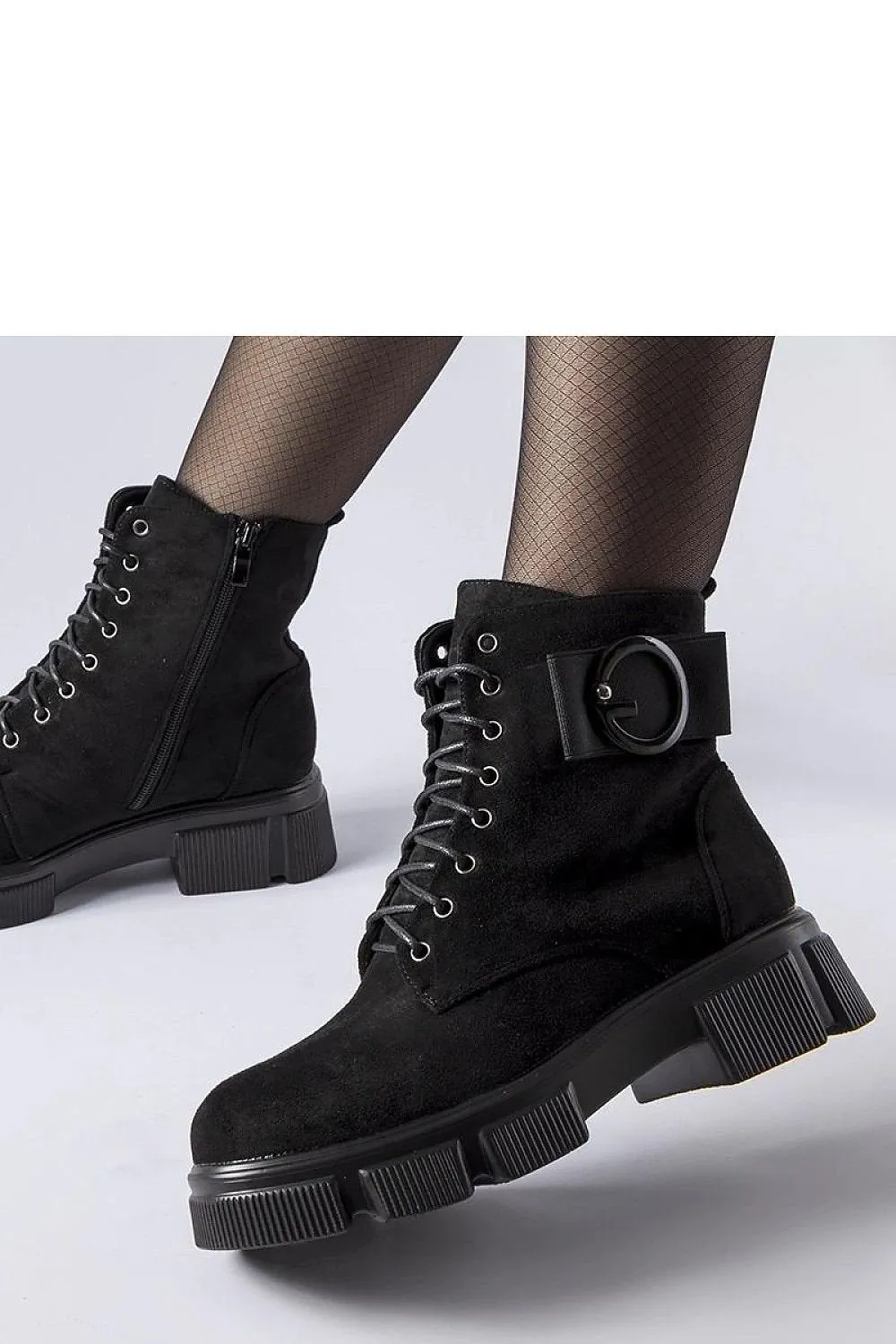 Black insulated trapper shoes