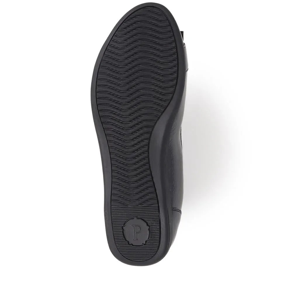 Buckle-Detailed Ballet Pumps  - WBINS40201 / 326 125