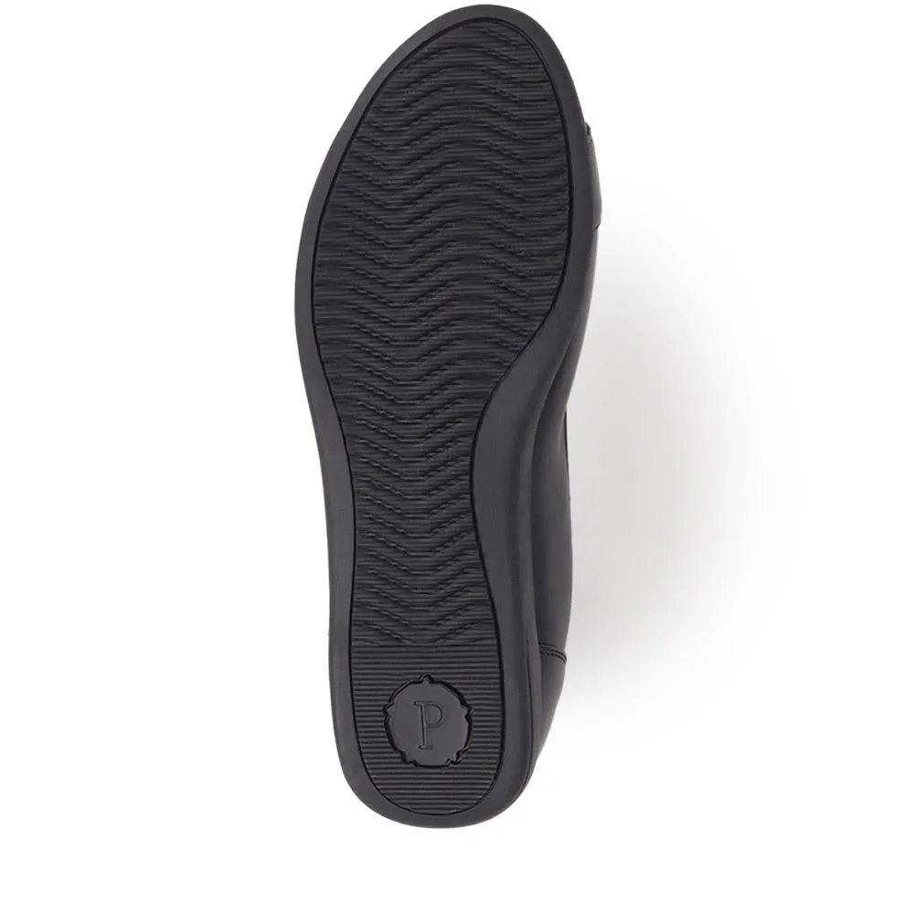 Buckle-Detailed Ballet Pumps  - WBINS40201 / 326 125
