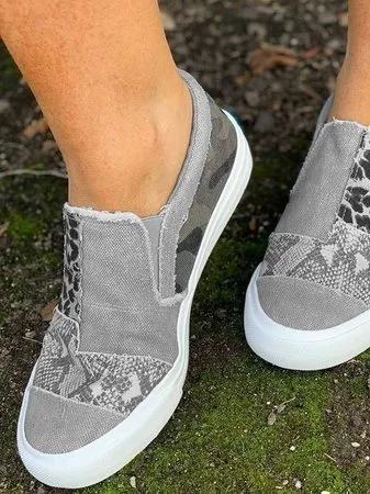 Durable and supportive orthopedic Loafers