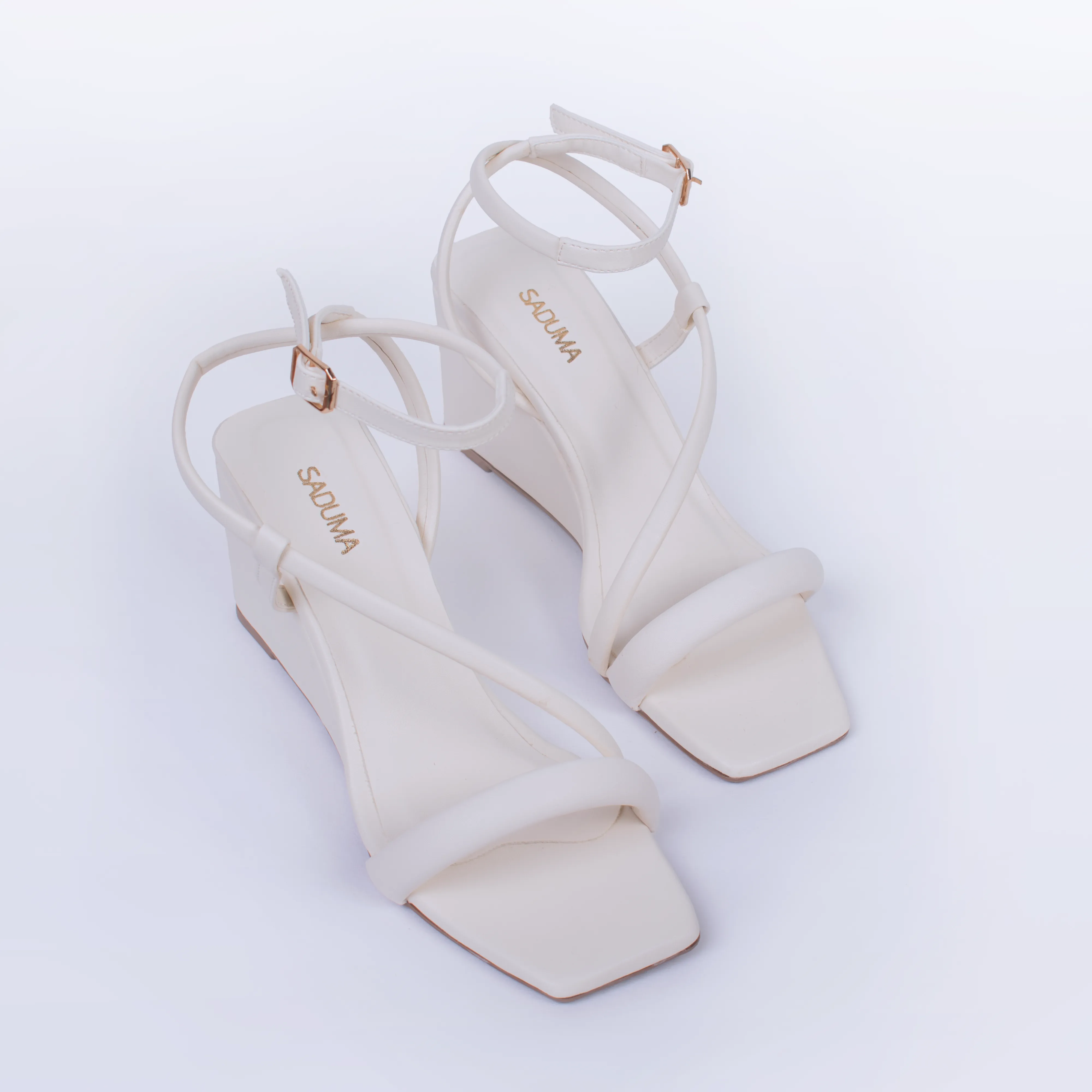 ELEONOR WEDGE SANDALS