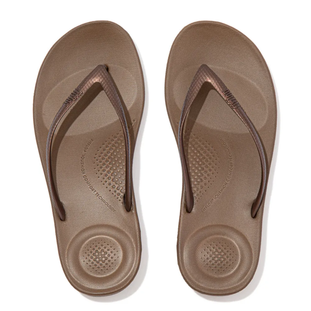 FitFlop iQushion Ergonomic Thongs Bronze