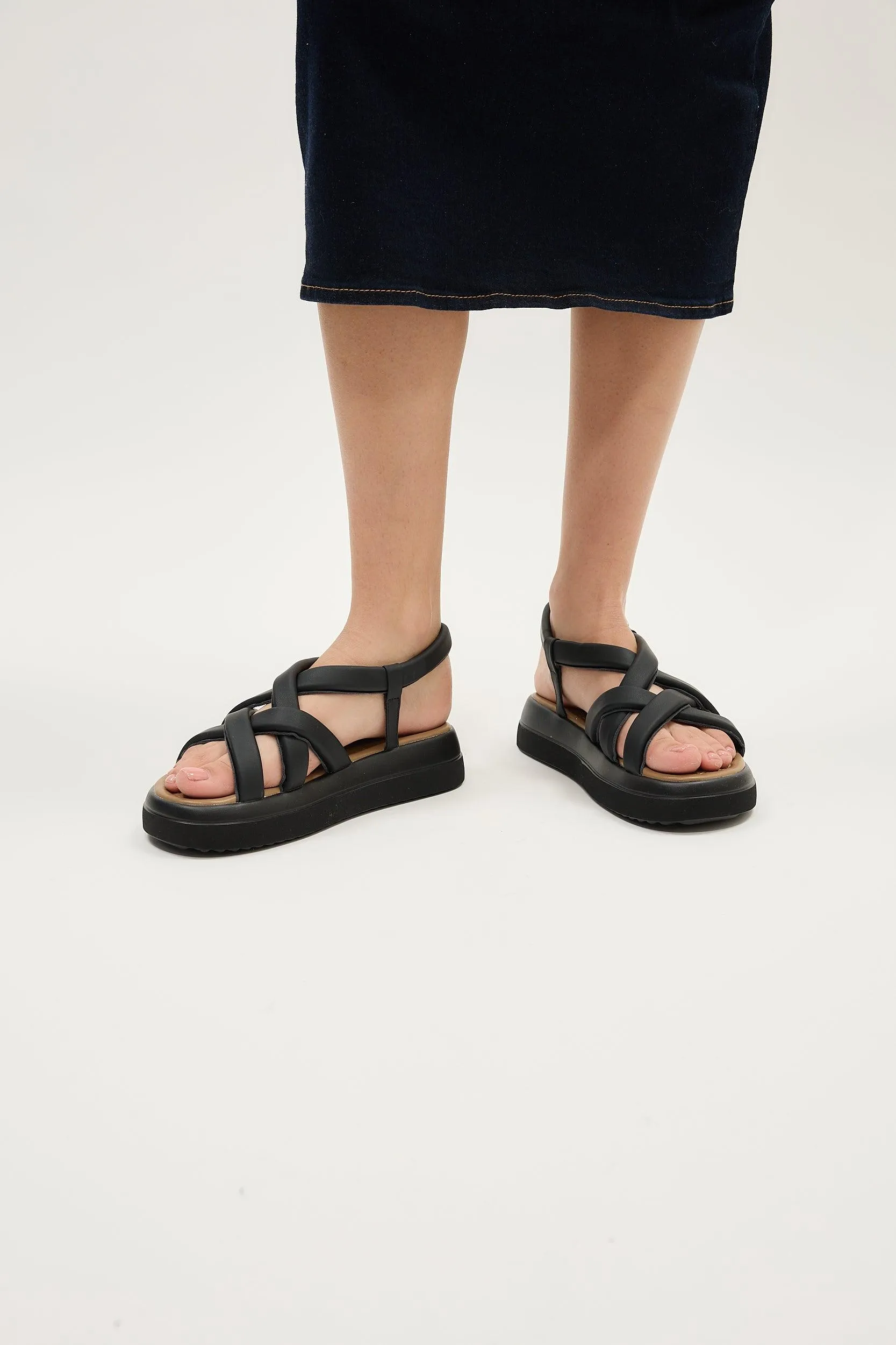 Tierra Black