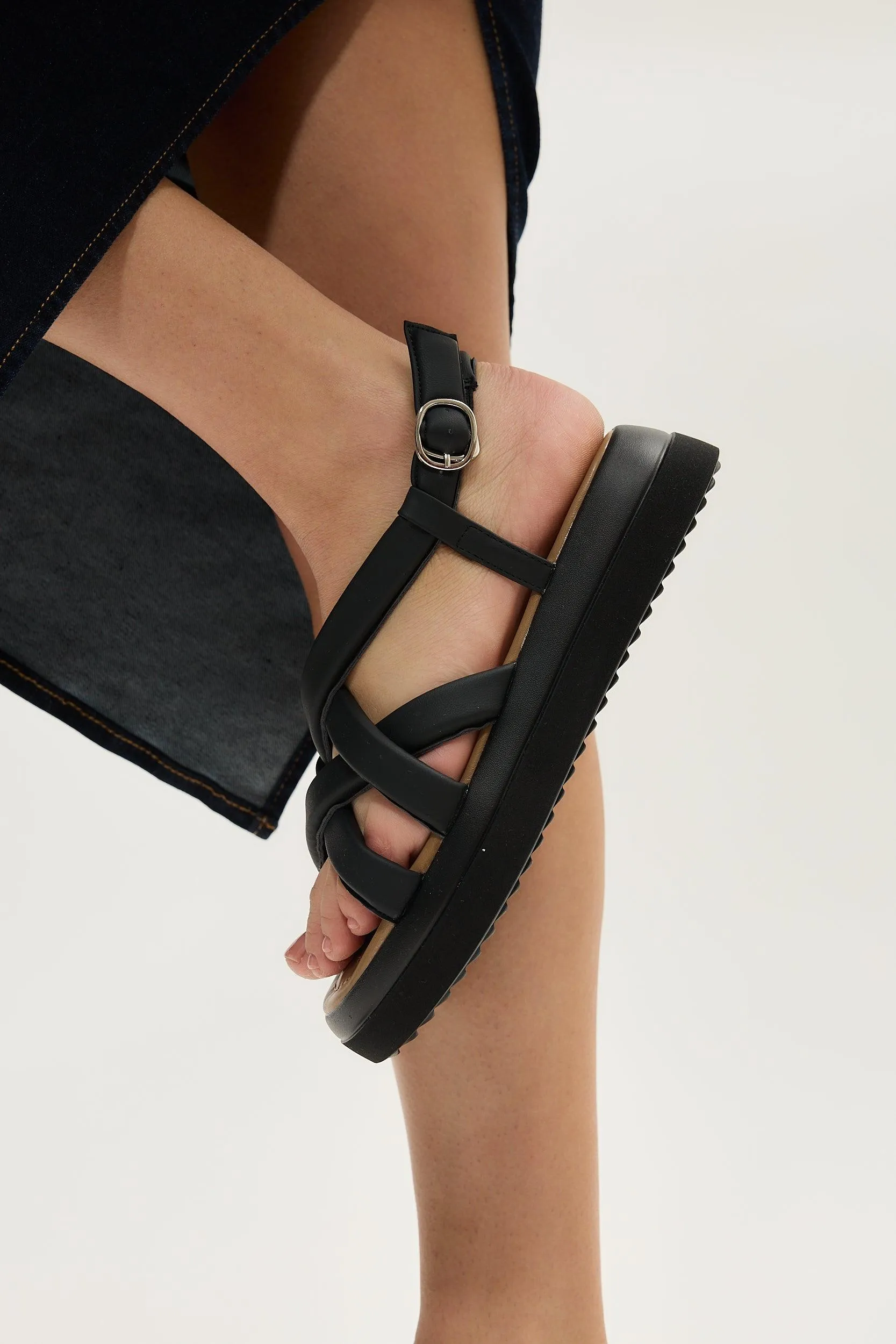 Tierra Black