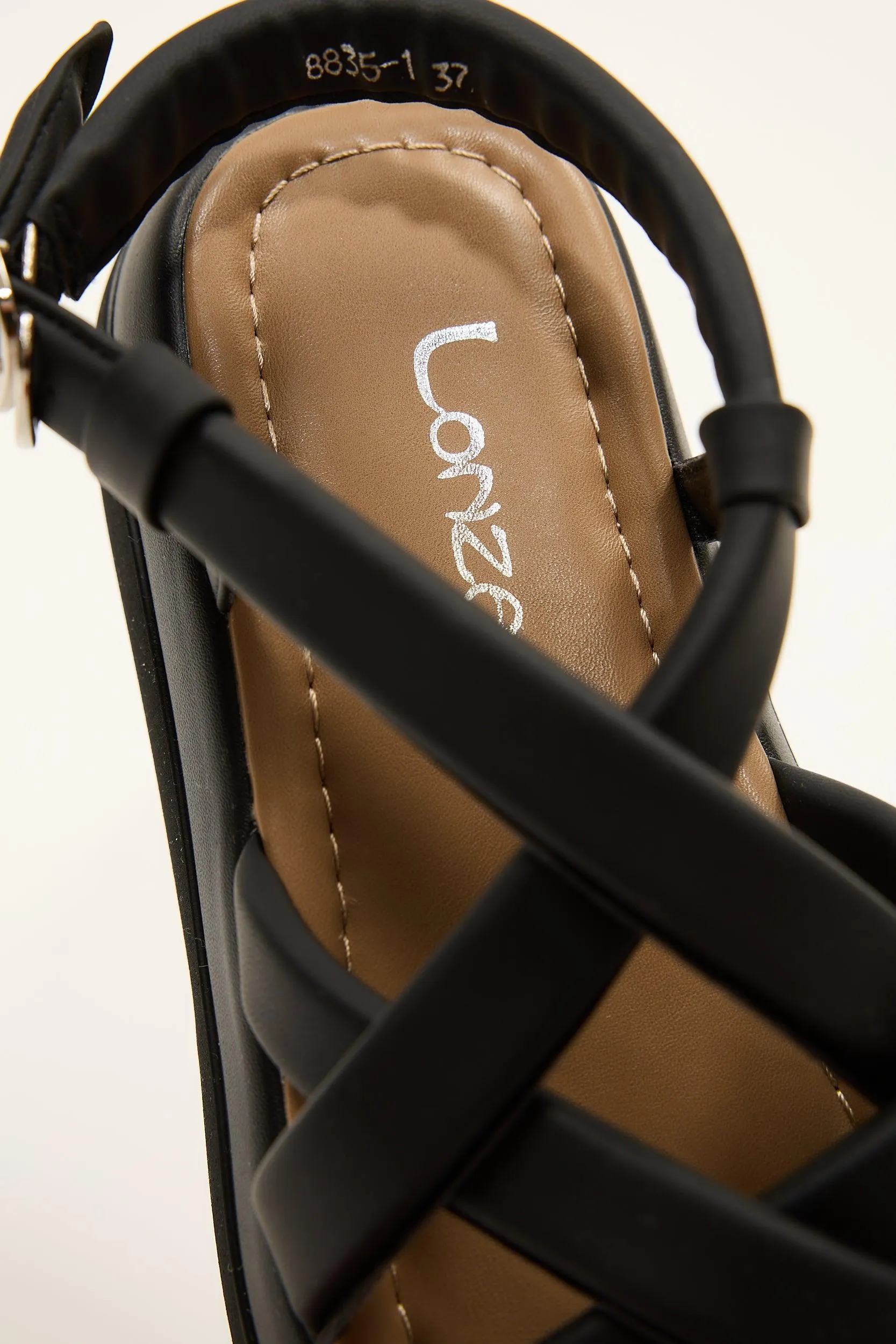 Tierra Black